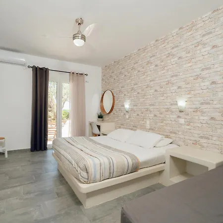 Marias Place 이오스 코라